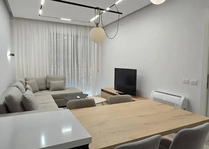 Tirent Apartments-one Bedroom Porcelan * Тирана